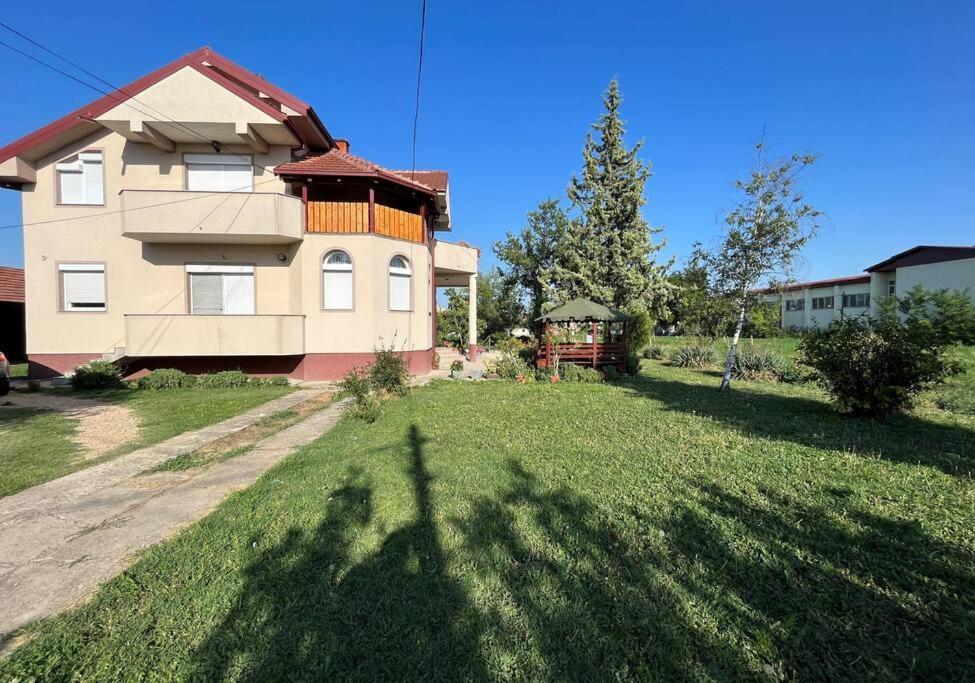 Jan-Air Apartment Ilinden Luaran gambar